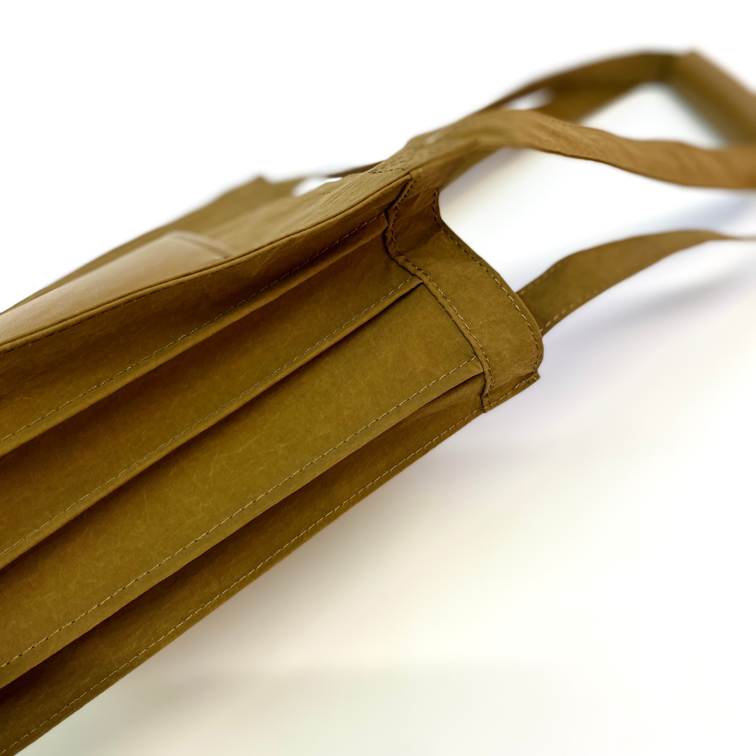 Book Holic Tote｜本好きのための収納力